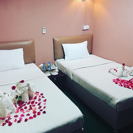 G Star Hotel Yangon Esterno foto